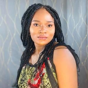 Meet your Posher, Charline